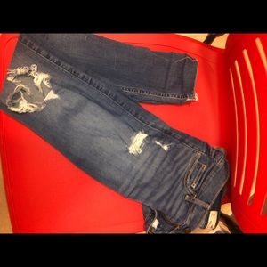 Medium wash skinny jean